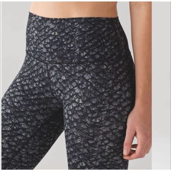 Lululemon High Times Pant (Nulux) Iridescent Multi Black Size 12 - Picture 2 of 11